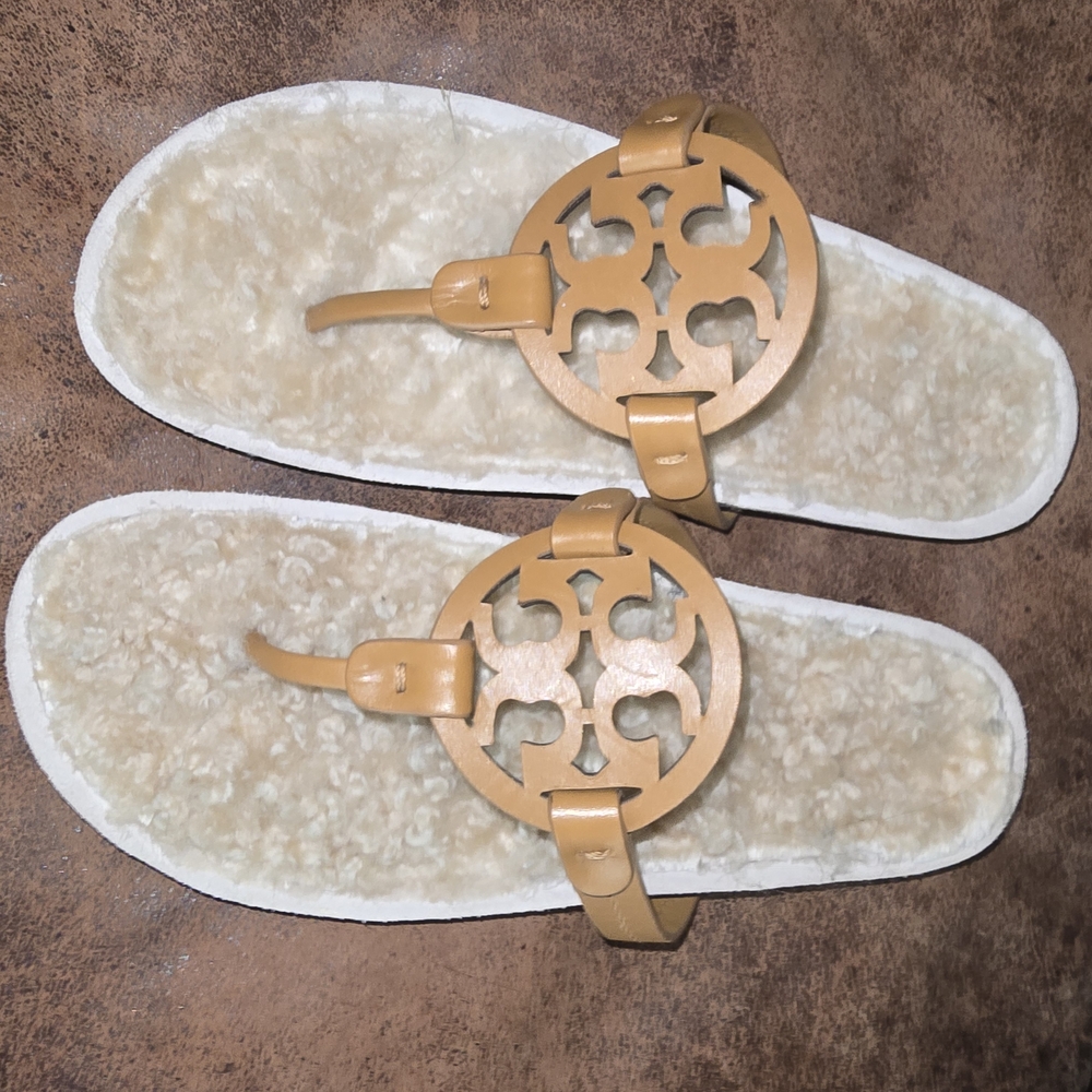 Tory Burch Tan Shearling Slide Sandals Size 9 EUC